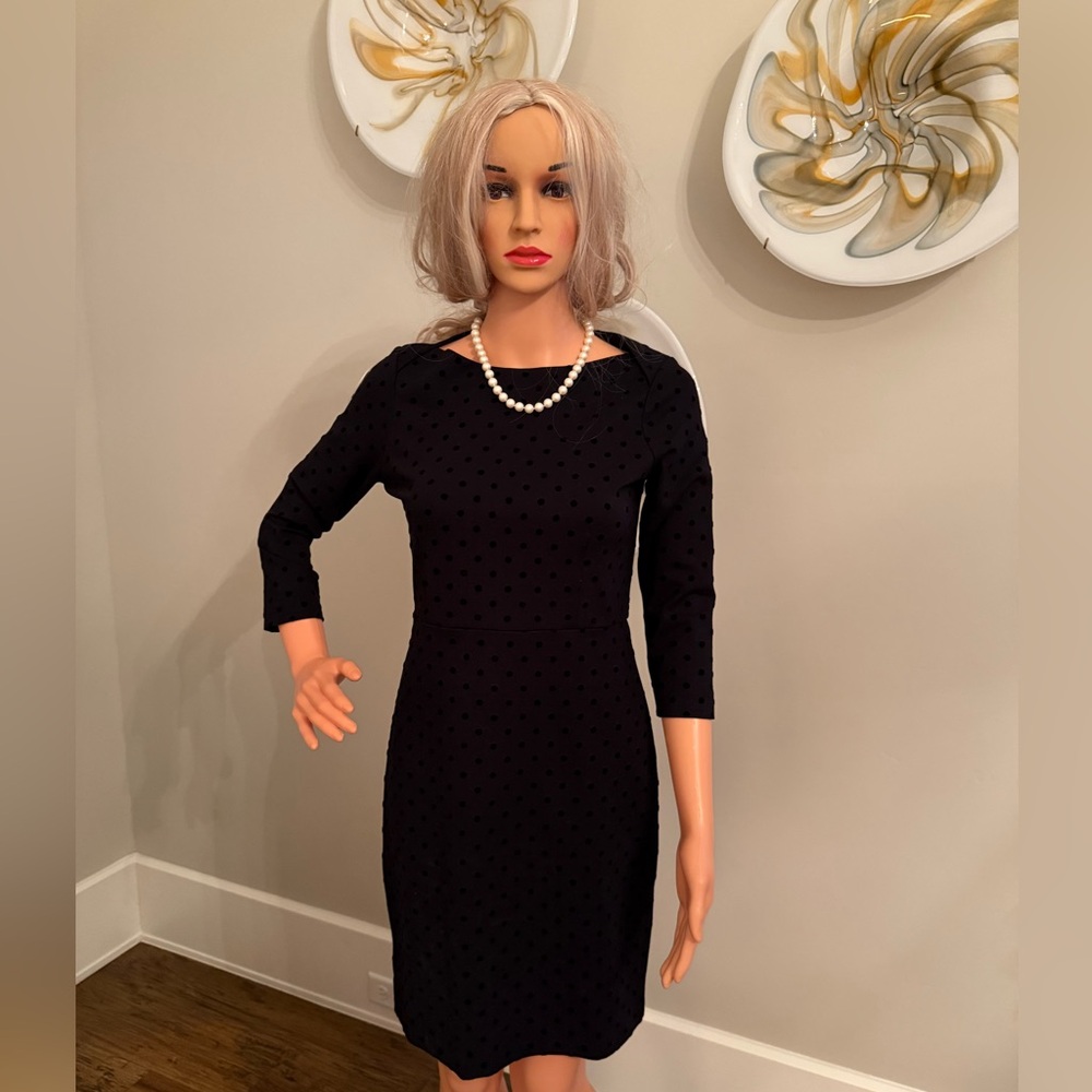 NEW NVR WORN SOPHISTICATED ANN TAYLOR DRESS W/BLACK VELVET POLKA DOTS!